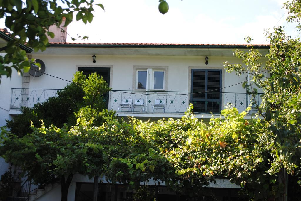 Casa Dos Santos Alojamento - Guest House เจเรส ภายนอก รูปภาพ
